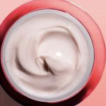 ژل کرم روشن‌کننده و جوان‌ساز نوتروژینا Bright Boost - تصویر 2